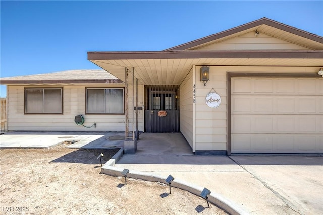 4458 El Quinta Ct, Las Vegas, NV 89121 - view of front of home
