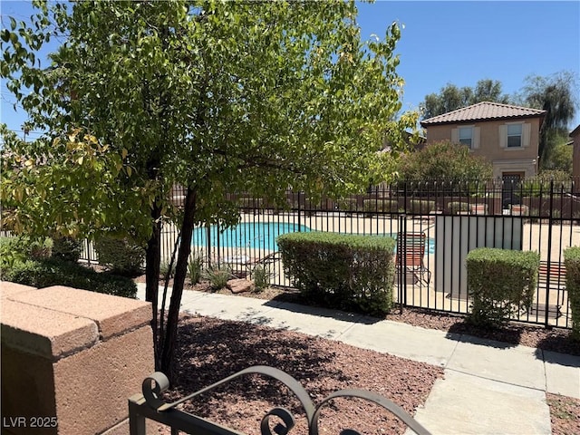 248 Crystal Rose Ct, Las Vegas, NV 89106 - view of yard with a community pool