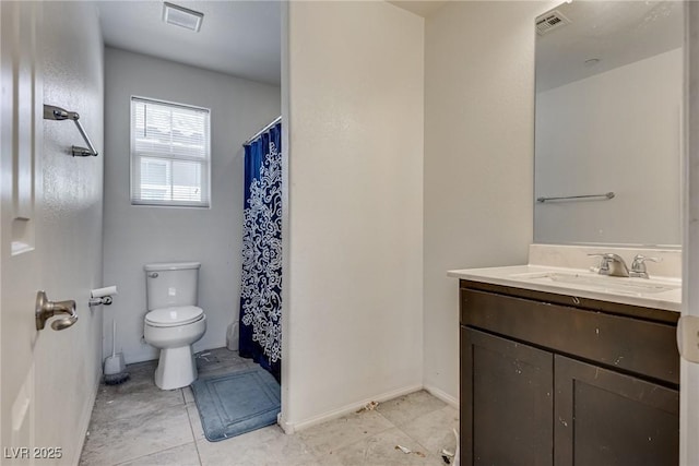 889 Harbor Ave, Henderson, NV 89002 - bathroom with vanity, tile patterned flooring, and a shower with curtain