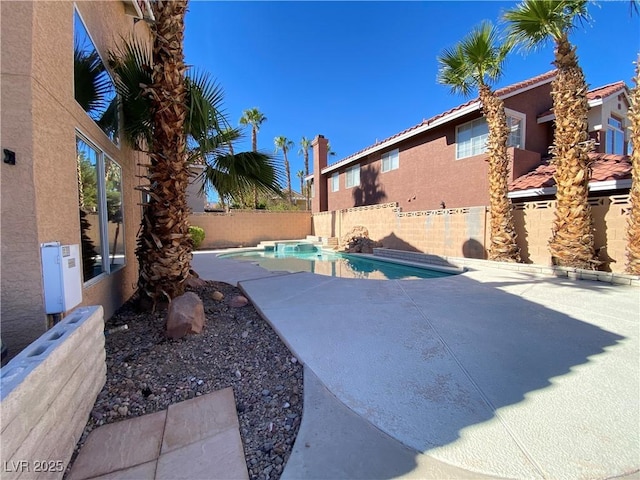 7604 Cruz Bay Ct, Las Vegas, NV 89128 - fenced backyard featuring a patio