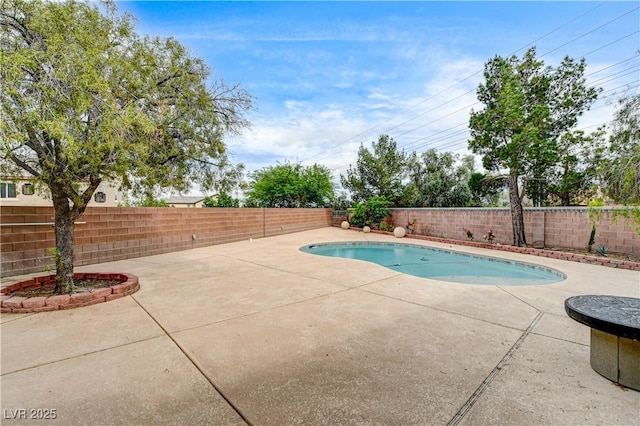 3200 Ridgecliff St, Las Vegas, NV 89129 - view of pool with a fenced backyard and a patio area