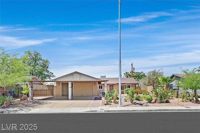3101 Greenbriar Dr, Las Vegas, NV 89121 - photo 2