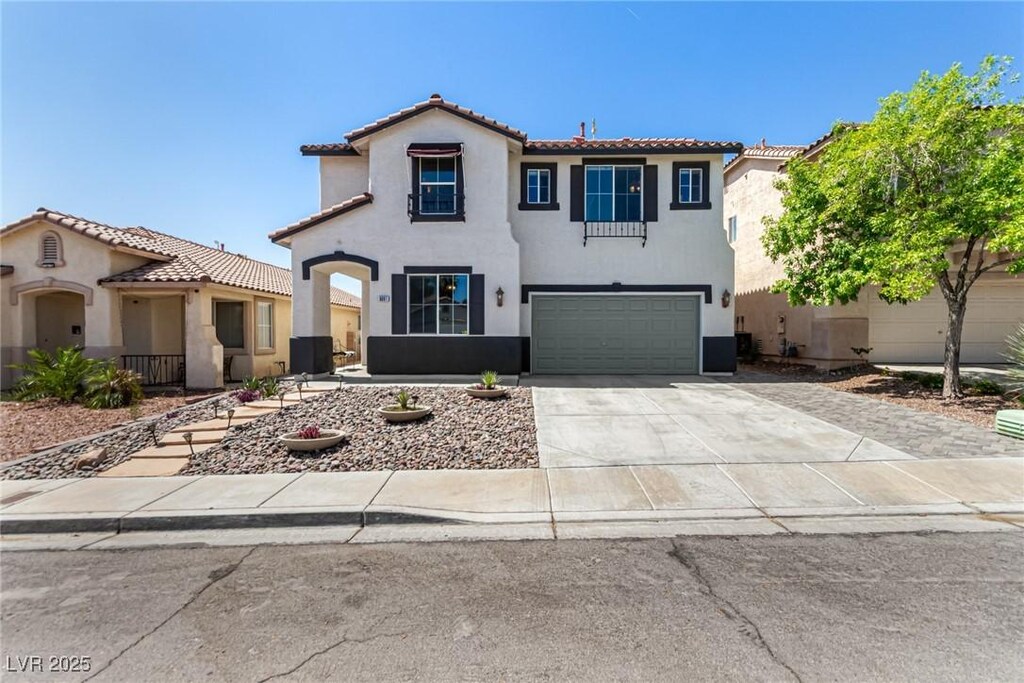 8061 Palace Estate Ave, Las Vegas, NV 89117 - photo 1