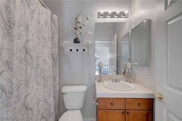 4651 Munich Ct, Las Vegas, NV 89147 - bathroom with vanity and a shower with shower curtain