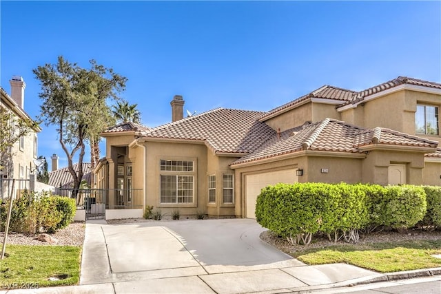 9220 Pitching Wedge Dr, Las Vegas, NV 89134 - photo 2