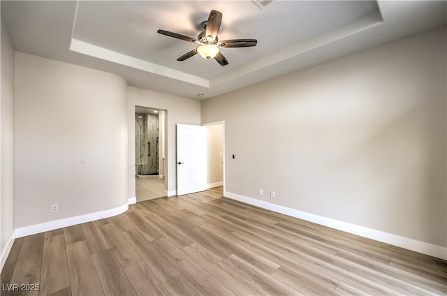 9220 Pitching Wedge Dr, Las Vegas, NV 89134 - photo 17