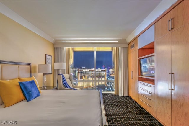 2000 Fashion Show Dr Unit 4105-4106, Las Vegas, NV 89109 - bedroom with carpet