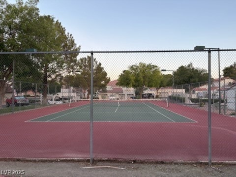 2701 Beaver Creek Ct Unit 201, Las Vegas, NV 89117 - view of tennis court featuring community basketball court