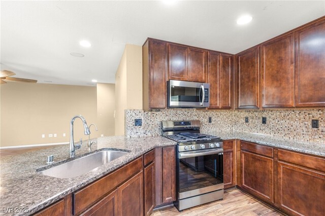 8930 W Ford Ave, Las Vegas, NV 89148 - photo 17