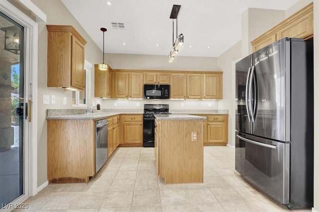 636 Pacific Cascades Dr, Henderson, NV 89012 - photo 14