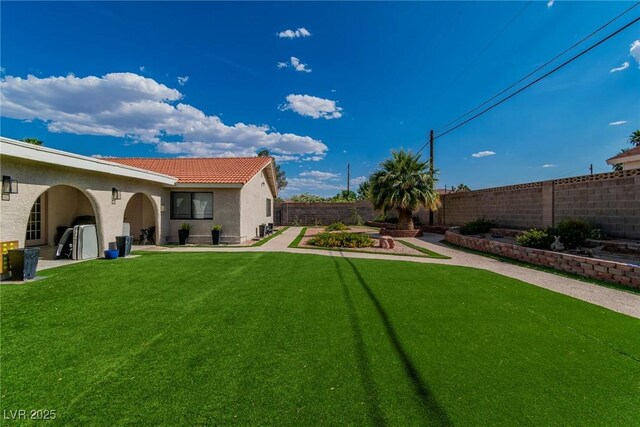 465 E Robindale Rd, Las Vegas, NV 89123 - view of fenced backyard
