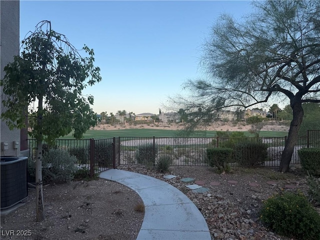 908 Duckhorn Ct Unit 102, Las Vegas, NV 89144 - view of yard
