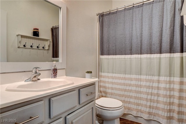 1717 Jake Andrew Ave, North Las Vegas, NV 89086 - full bathroom featuring vanity and curtained shower