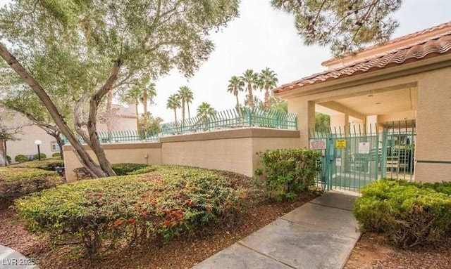 5415 W Harmon Ave Unit 1162, Las Vegas, NV 89103 - view of home's community with a gate
