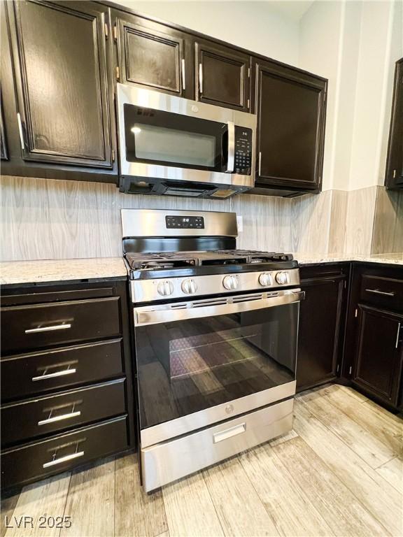 8125 Rio De Janeiro Dr, Las Vegas, NV 89128 - photo 16