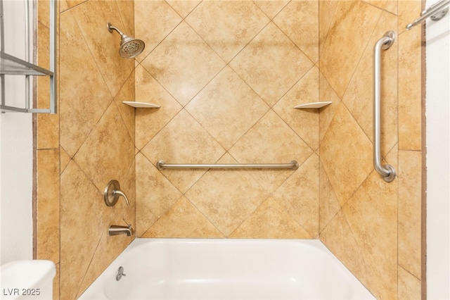 3668 Villa Knolls E Dr, Las Vegas, NV 89120 - bathroom featuring washtub / shower combination and toilet