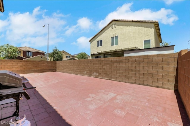 6678 Crystal Run Ln, Las Vegas, NV 89122 - fenced backyard featuring a patio area