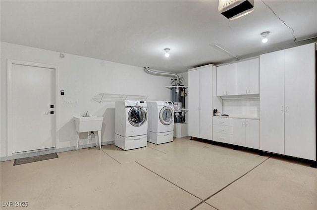 2059 Joy View Ln, Henderson, NV 89012 - laundry area with separate washer and dryer and water heater