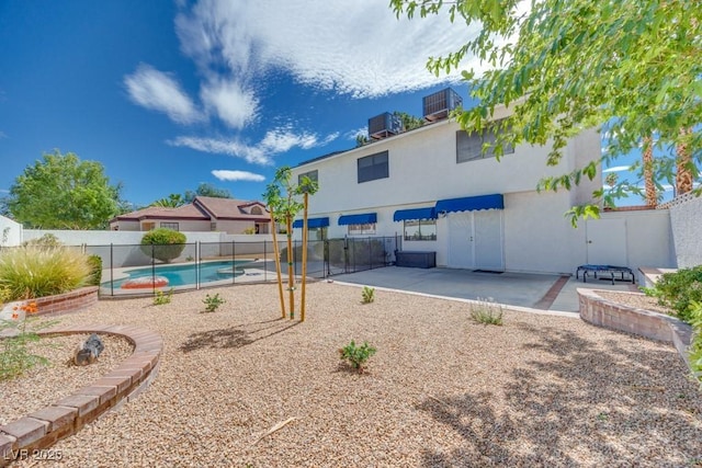 1926 Navarre Ln, Henderson, NV 89014 - fenced backyard with a patio area