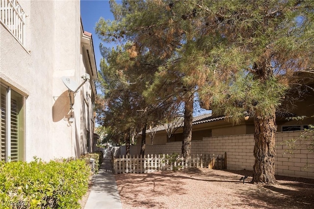 2041 Troon Dr, Henderson, NV 89074 - view of side of property with stucco siding