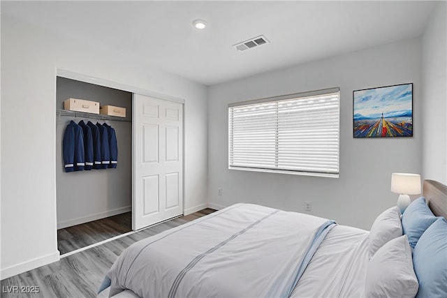 6346 Azurelyn Ave, Las Vegas, NV 89122 - bedroom featuring wood finished floors, a closet, and recessed lighting