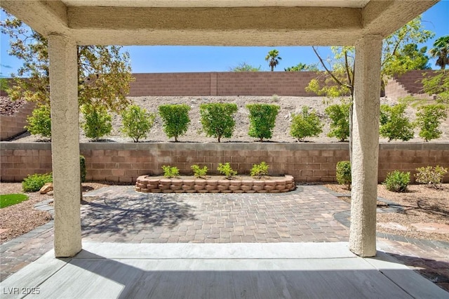 2475 Sedona Cedar Ave, Henderson, NV 89052 - photo 26