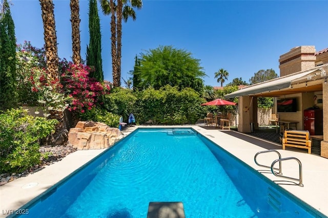 5133 Southern Hills Ln, Las Vegas, NV 89113 - swimming pool featuring a patio area