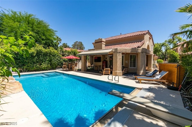 5133 Southern Hills Ln, Las Vegas, NV 89113 - outdoor pool featuring a patio and a diving board