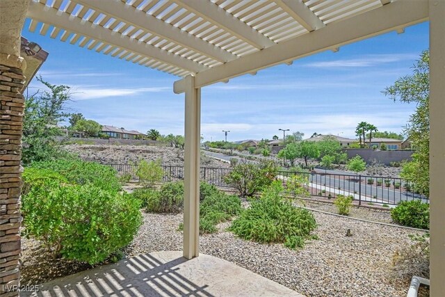 2899 Brook Trout Ct, Henderson, NV 89052 - photo 34