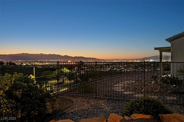 2899 Brook Trout Ct, Henderson, NV 89052 - photo 54