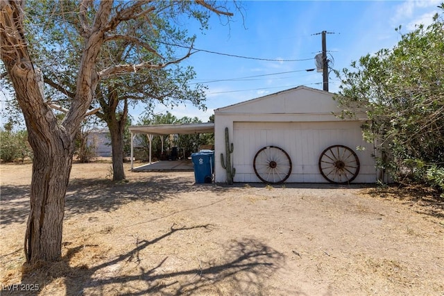 585 W Ingram Ave, Overton, NV 89040 - garage with driveway