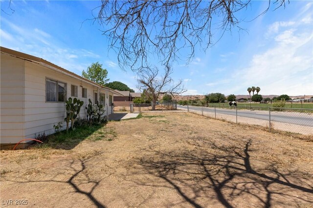 585 W Ingram Ave, Overton, NV 89040 - view of yard