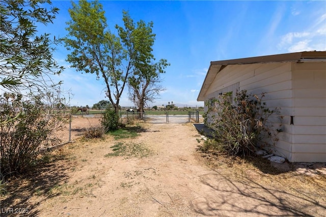 585 W Ingram Ave, Overton, NV 89040 - view of yard featuring a gate