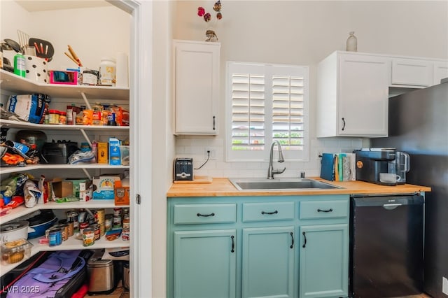 4837 River Splash Ave, Las Vegas, NV 89131 - pantry with a sink