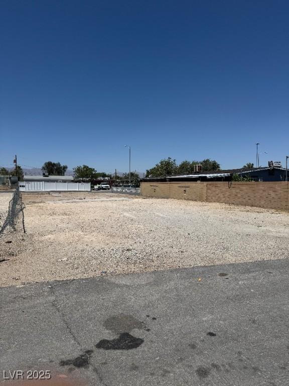 211 W Monroe Ave, Las Vegas, NV 89106 - photo 1