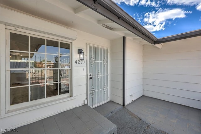 4277 Rimcrest Rd, Las Vegas, NV 89121 - doorway to property