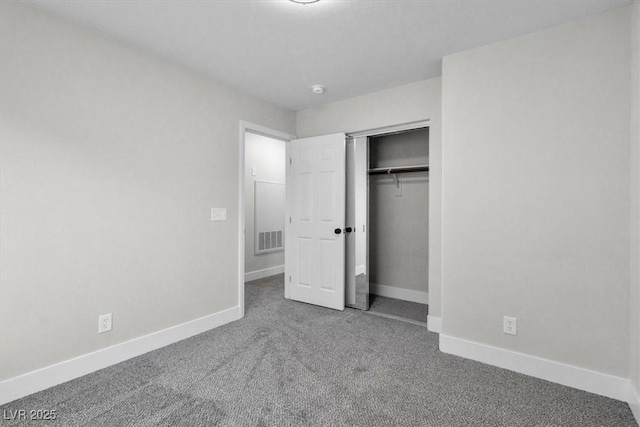10373 Midnight Iris St, Las Vegas, NV 89183 - unfurnished bedroom featuring carpet and a closet