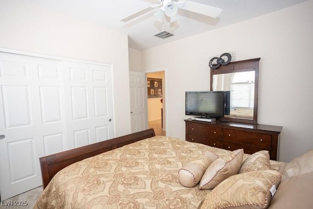 5935 Saddle Horse Ave, Las Vegas, NV 89122 - bedroom with a closet and ceiling fan