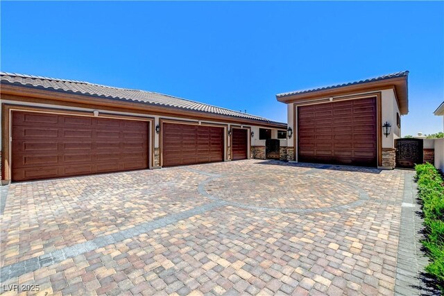 8574 Verde Park Cir, Las Vegas, NV 89129 - photo 44