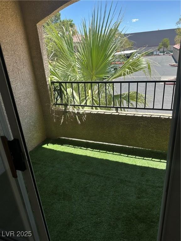 7885 W Flamingo Rd Unit 2129, Las Vegas, NV 89147 - view of balcony