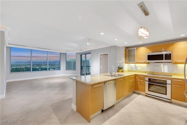 322 Karen Ave Unit 2501, Las Vegas, NV 89109 - photo 6