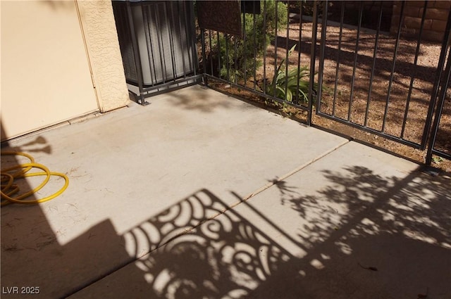 2851 S Valley View Blvd Unit 1134, Las Vegas, NV 89102 - view of patio