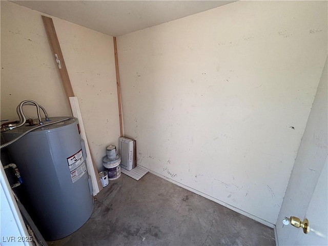 435 Mesa Blvd Unit 202, Mesquite, NV 89027 - utility room with electric water heater