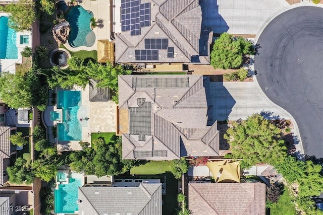 7033 Twin Forks Peak St, Las Vegas, NV 89166 - aerial view of a pool area