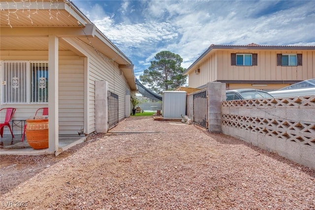 224 Catalini St, Las Vegas, NV 89107 - view of side of property