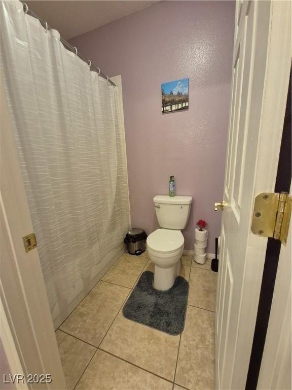 6009 Arbor Crest St, North Las Vegas, NV 89081 - full bath featuring tile patterned flooring and a shower with shower curtain