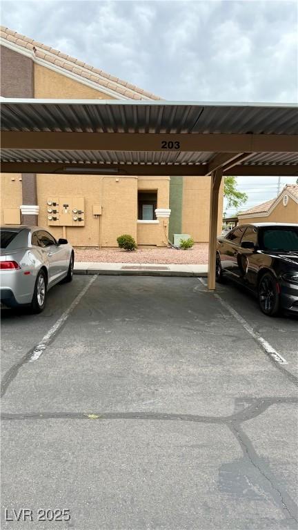 8101 W Flamingo Rd Unit 2110, Las Vegas, NV 89147 - view of covered parking lot