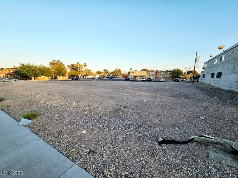 E Harmon Ave, Las Vegas, NV 89119