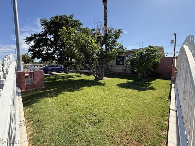 4567 S Nellis Blvd, Las Vegas, NV 89121 - view of yard