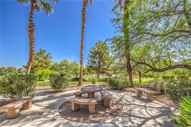 801 Dana Hills Ct Unit 101, Las Vegas, NV 89134 - view of patio